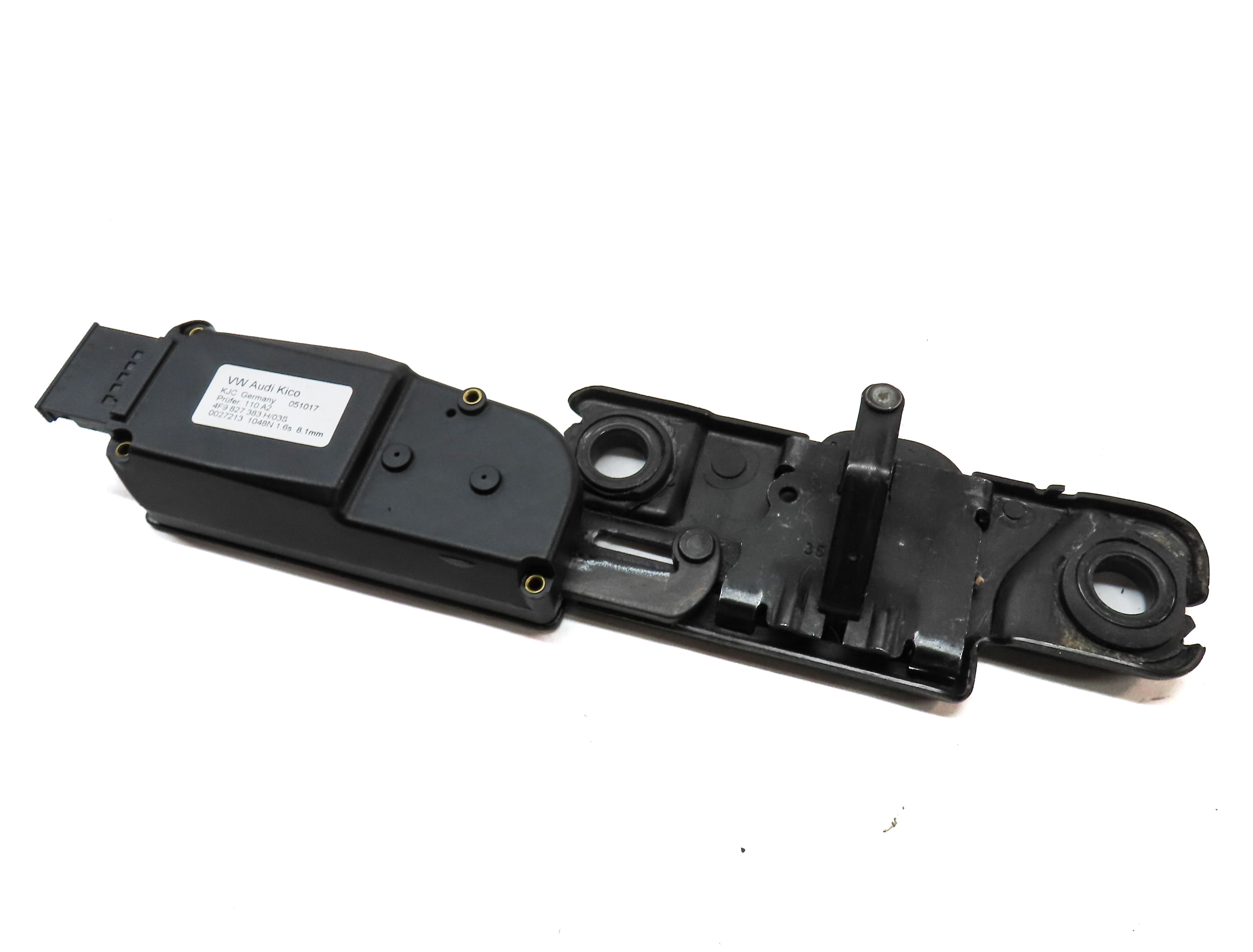 2018 AUDI Q3 (8U) REAR TRUNK TAILGATE LIFTGATE HATCH LATCH STRIKER PLATE — exact item pictured